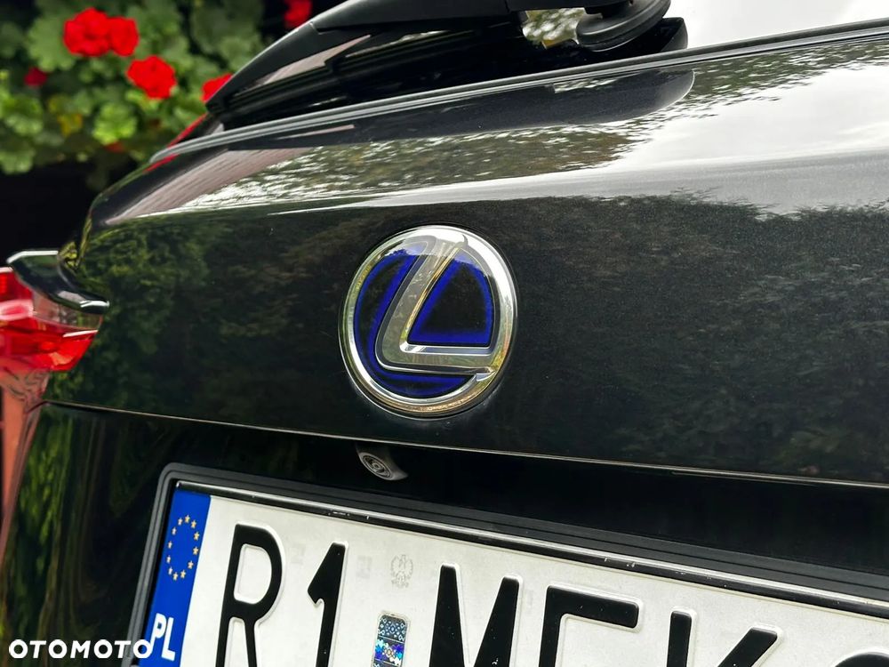 Lexus NX 300h Prestige AWD - 21