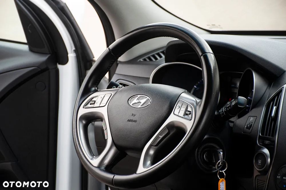 Hyundai ix35 2.0 2WD Automatik Trend - 28