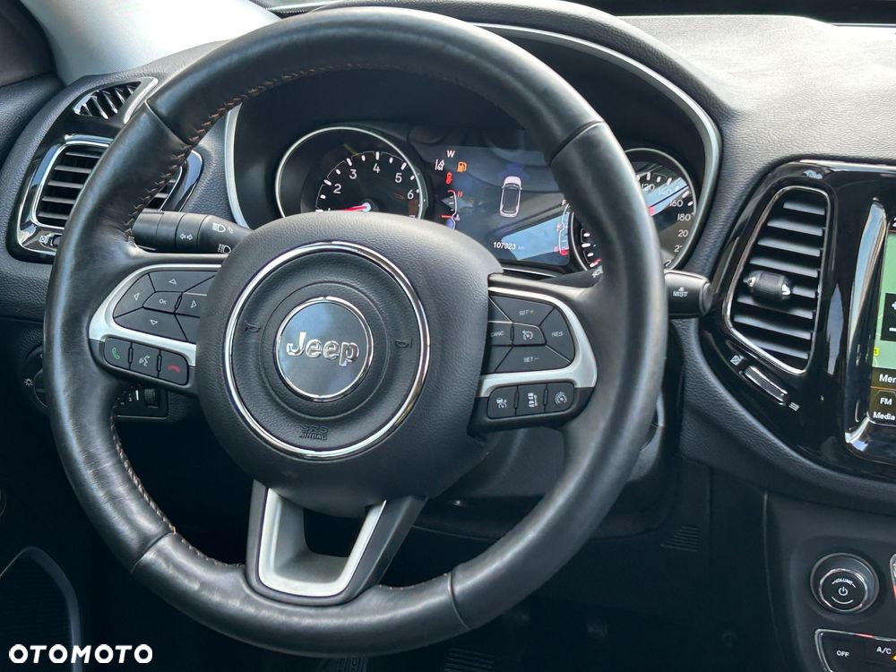 Jeep Compass 1.4 MultiAir Limited - 30