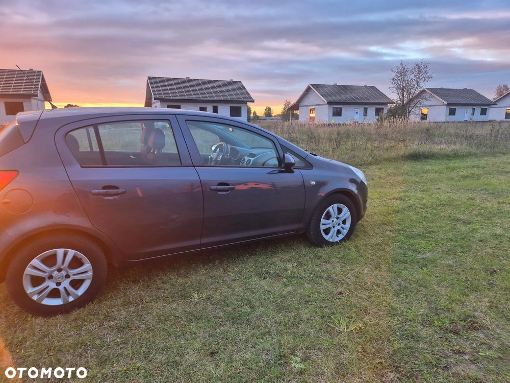 Opel Corsa 2009 photo 4