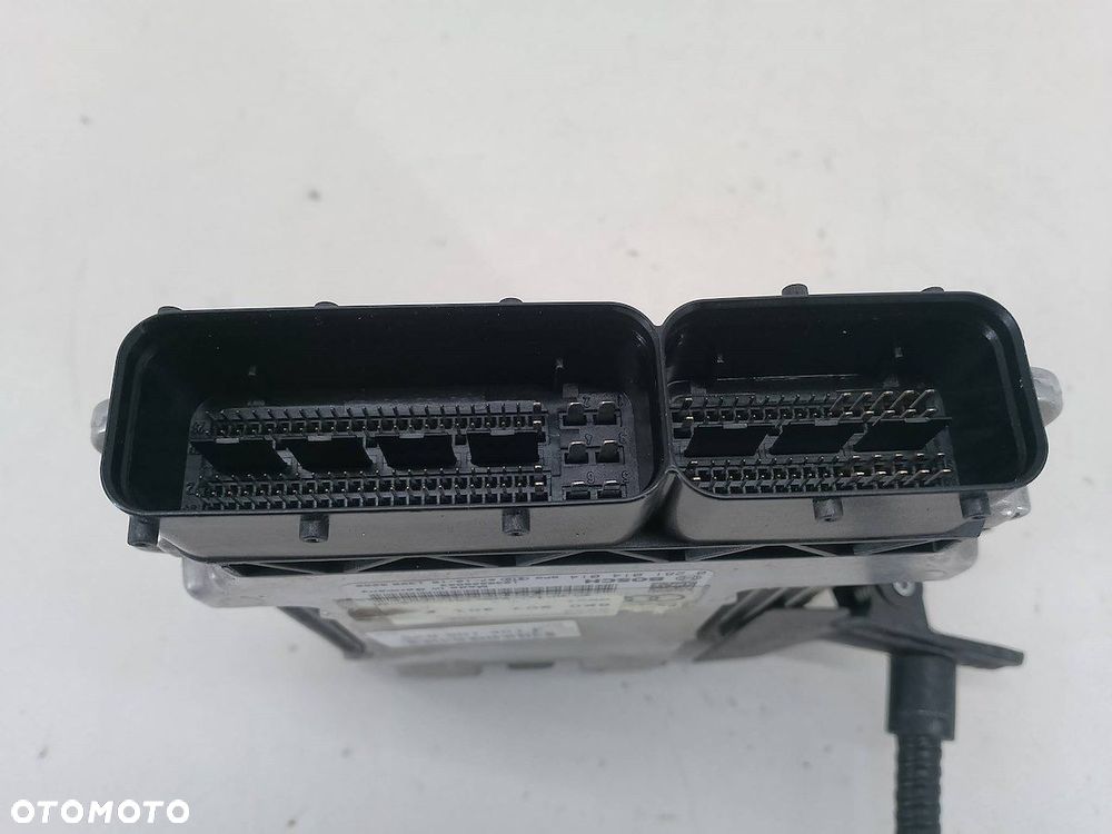 KOMPUTER, STEROWNIK AUDI A5 ( 8T3 ) 8K0907401F  1039S25503 3.0 TDI - 2