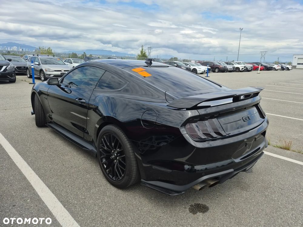 Ford Mustang 5.0 V8 GT - 5