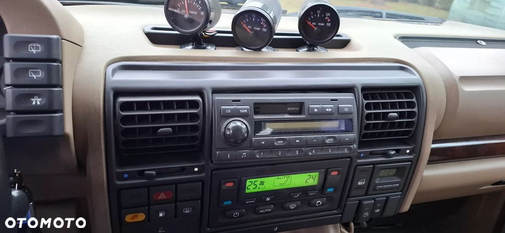 Land Rover Discovery - 36