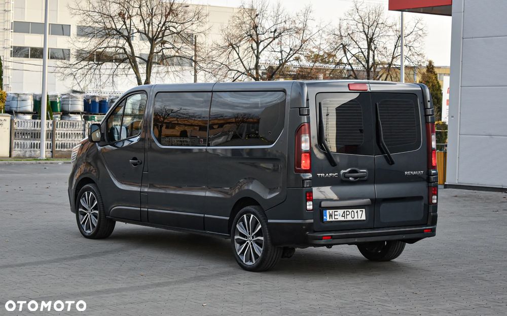 Renault Trafic - 23