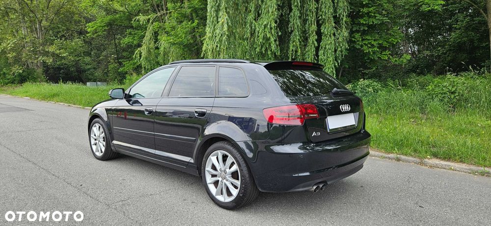 Audi A3 Sportback - 3