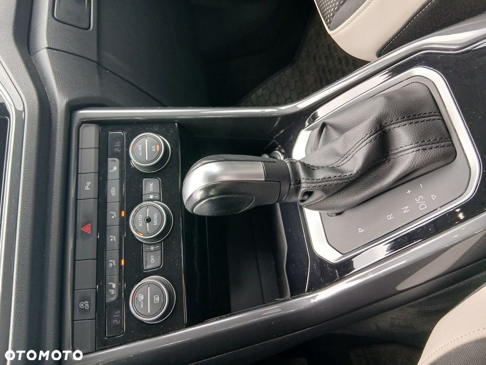 Volkswagen T-Roc 1.5 TSI GPF ACT Premium DSG - 11