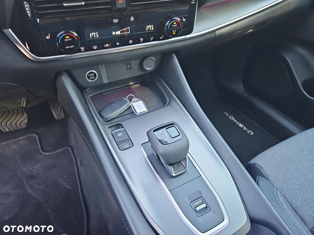Nissan Qashqai 1.3 DIG-T mHEV N-Connecta Xtronic - 16