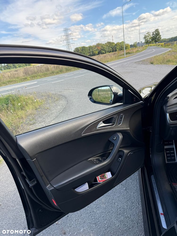 Audi S6 Limousine - 13