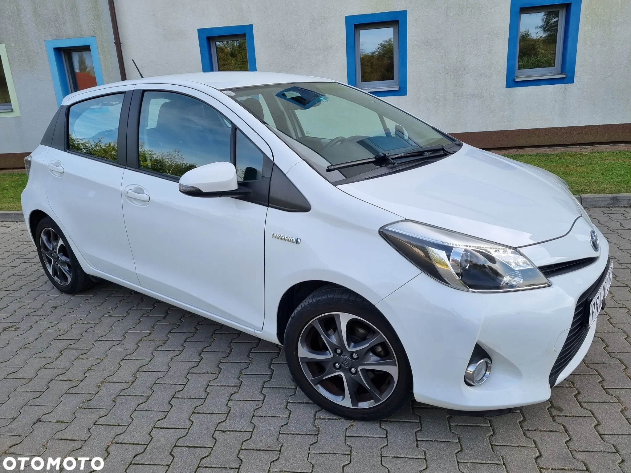 Toyota Yaris Hybrid 1.5 VVT-i Style - 3