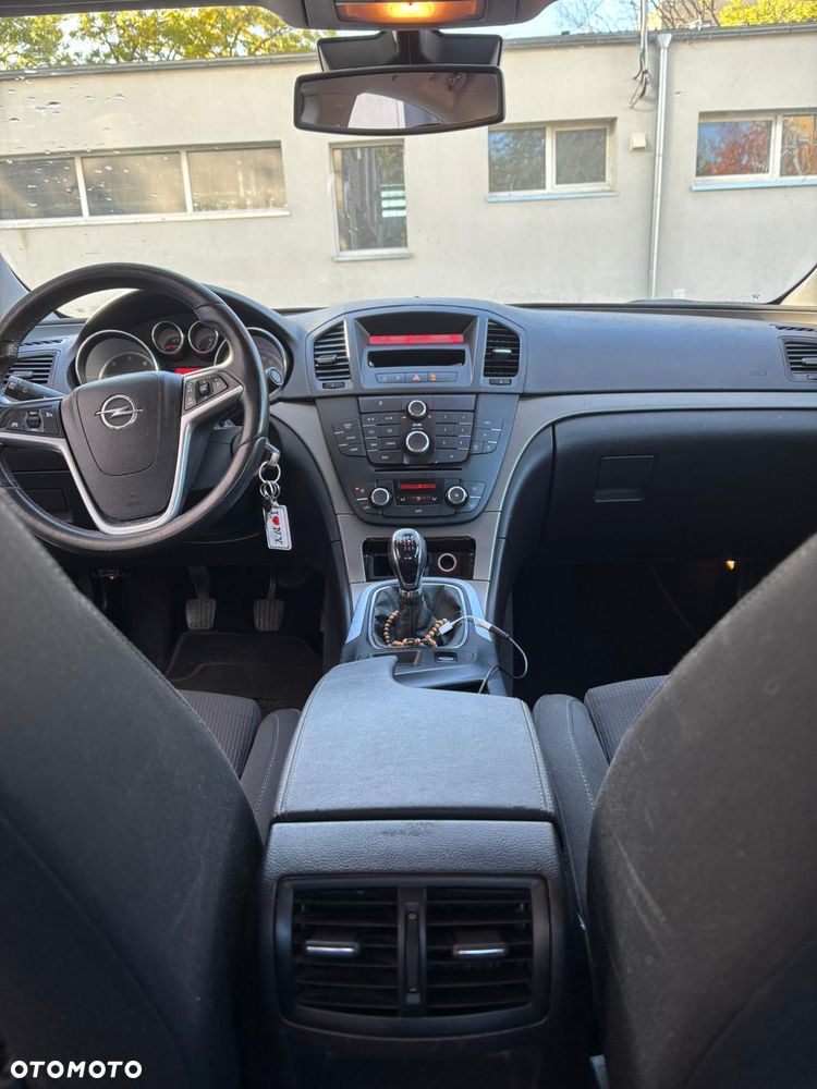 Opel Insignia 2.0 CDTI - 8