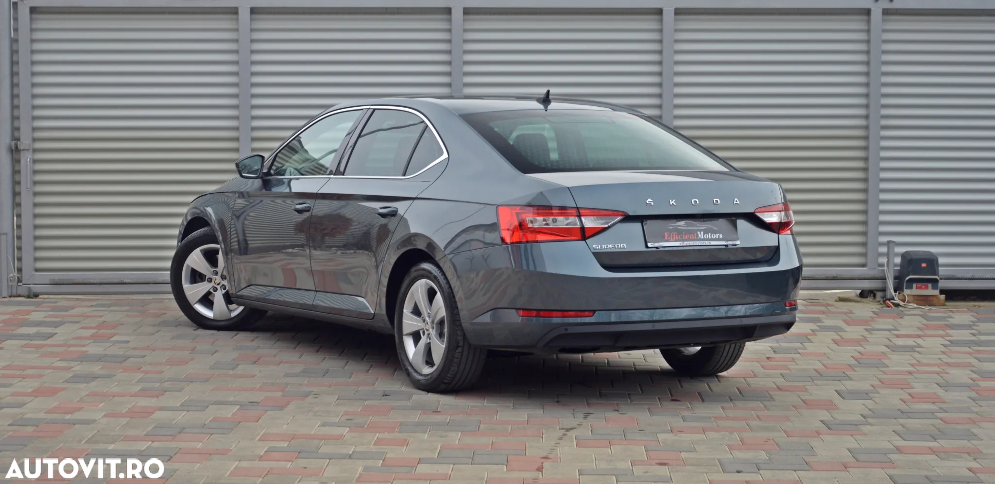 Skoda Superb 2.0 TDI DSG Active - 12