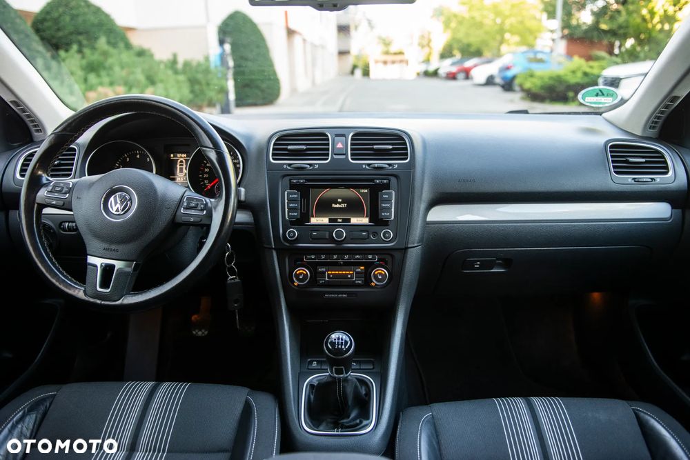 Volkswagen Golf 1.2 TSI MATCH - 25