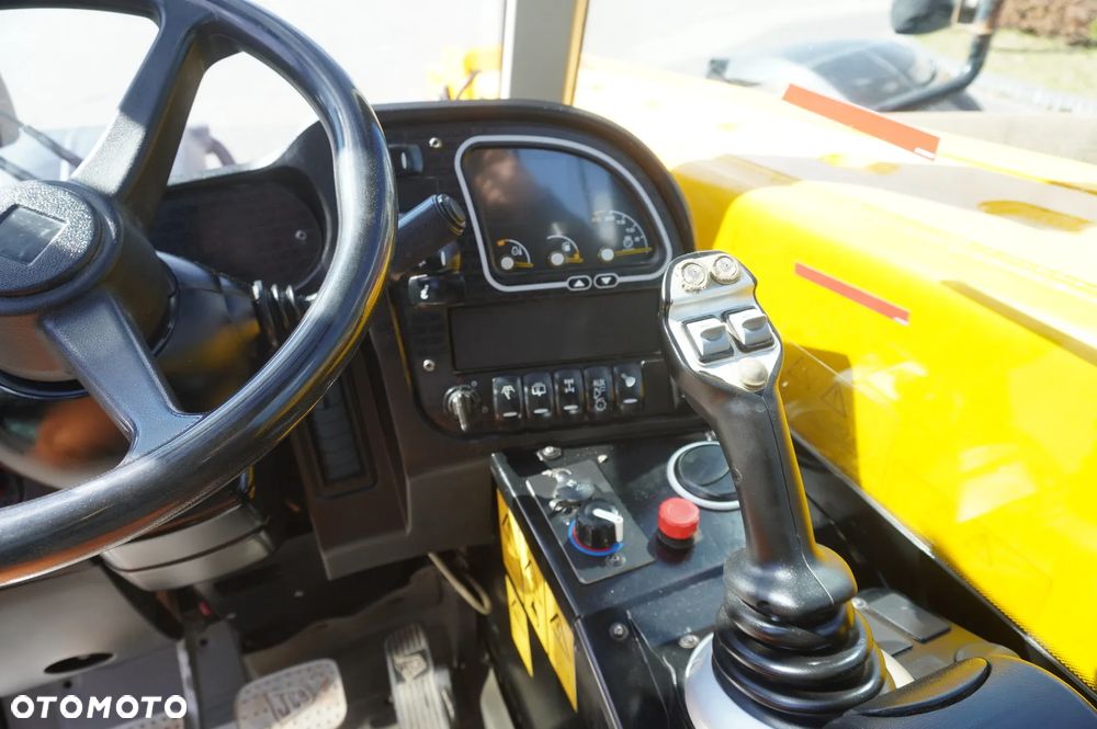 JCB 526-56 Agri Plus / 5,6 m wysięg / joystick - 28