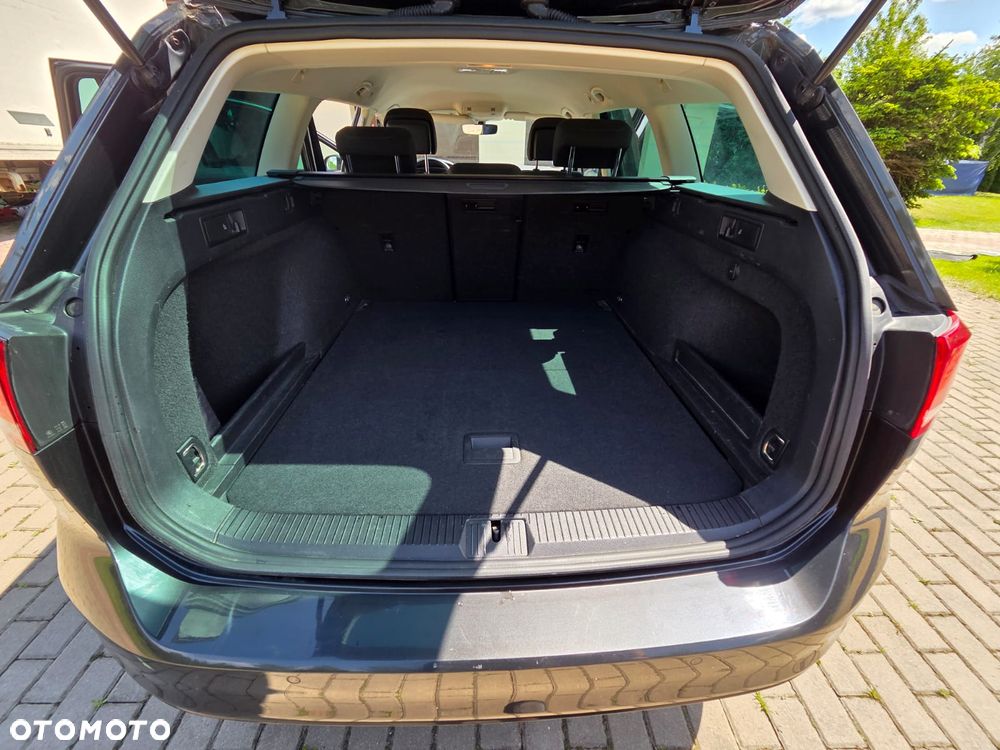 Volkswagen Passat 2.0 TDI SCR Comfortline DSG - 15