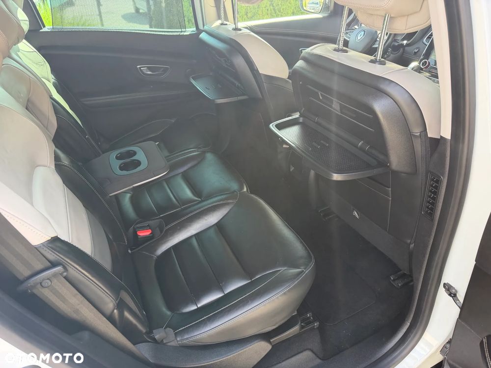 Renault Scenic ENERGY dCi 160 EDC INITIALE PARIS - 23