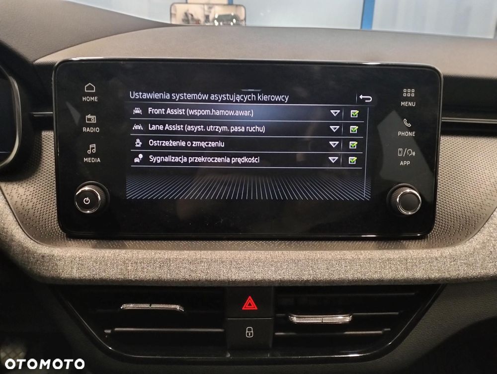 Skoda Kamiq 1.5 TSI Selection - 23