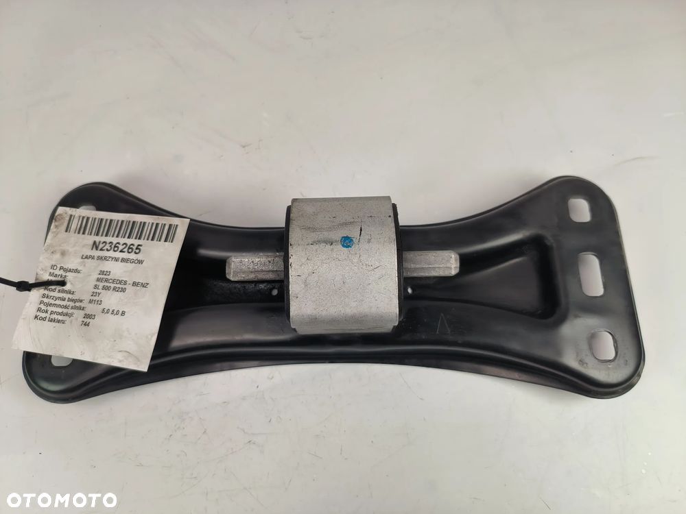 Łapa mocowanie poduszka skrzyni biegów Mercedes SL r230 - 4