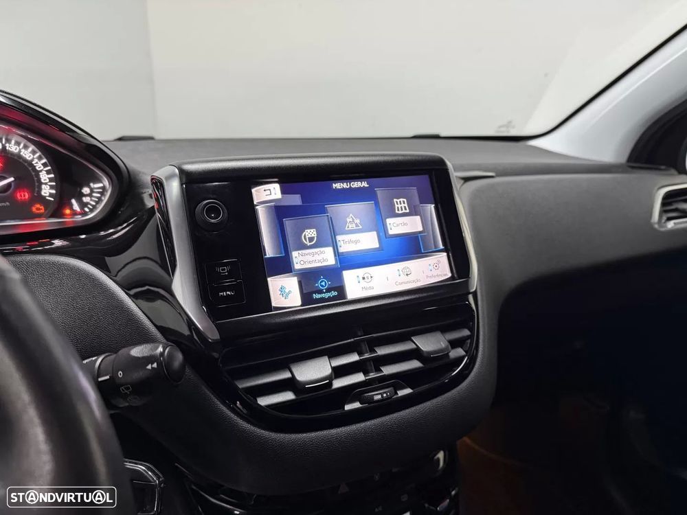 Peugeot 208 120 VTI Allure - 18