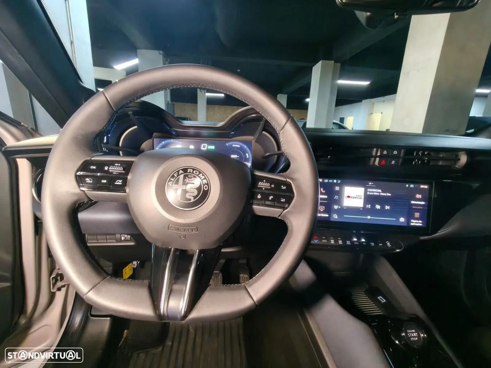 Alfa Romeo Junior Elletrica 50 kWh - 21