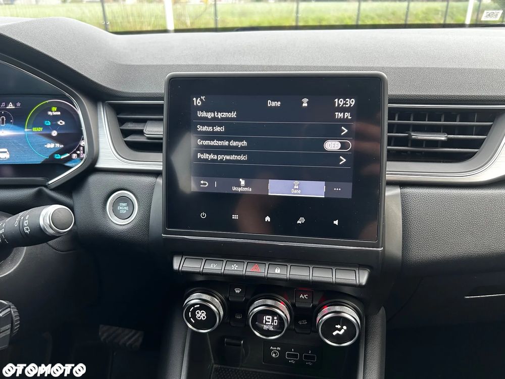 Renault Captur 1.6 E-TECH Plug-In Intens - 25