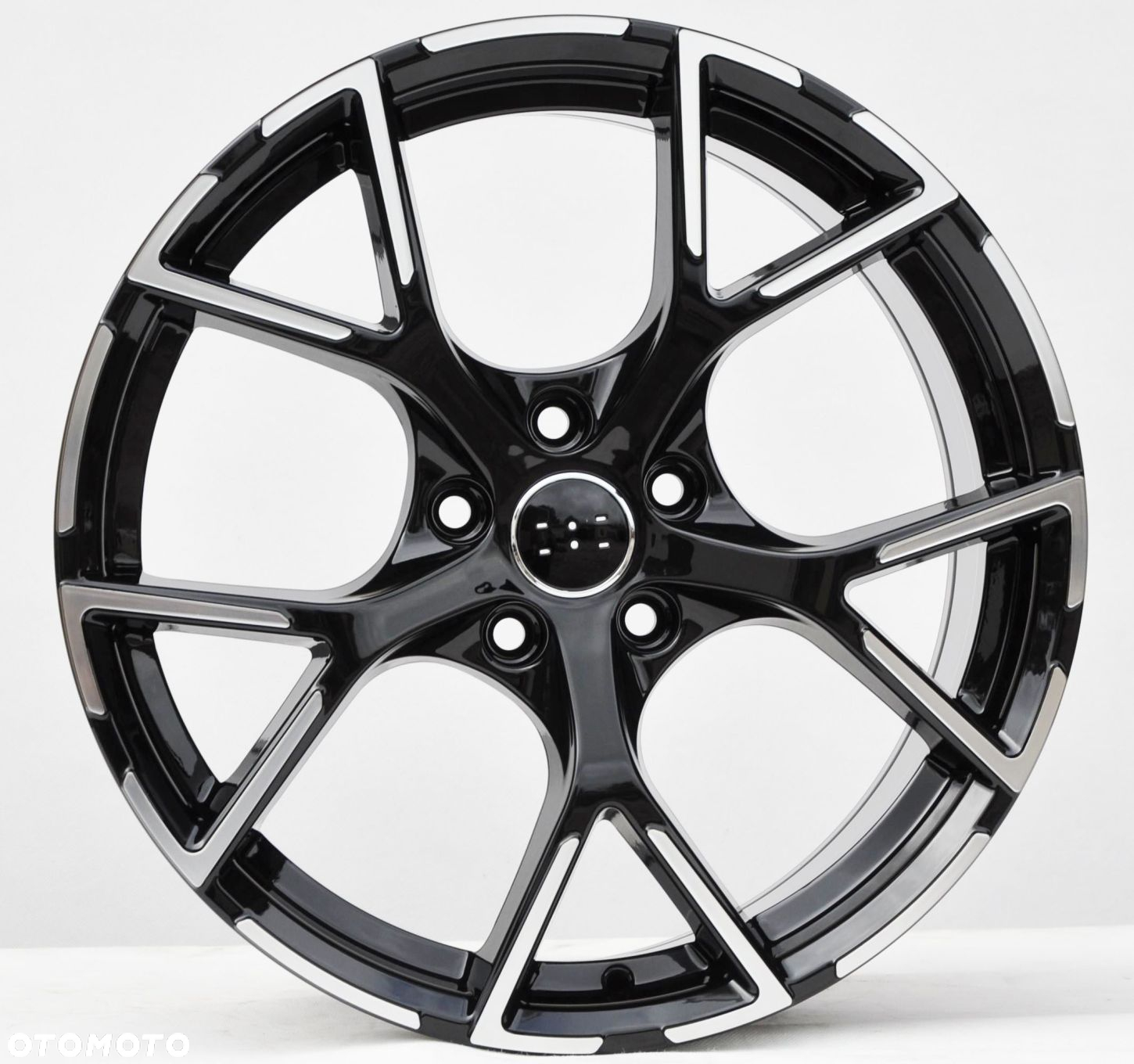 3S5997 MB NOWE FELGI 19 5x112 DO AUDI A3 RS3 8Y A4 A6 C7 C8 - 3