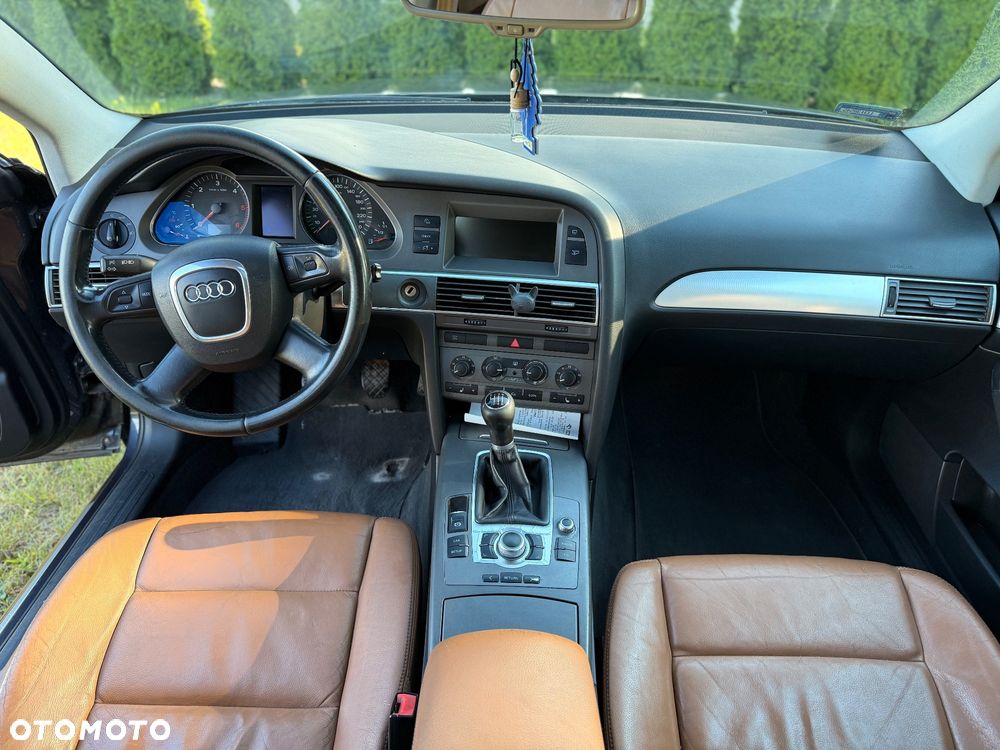Audi A6 Avant 2.0 TDI - 17
