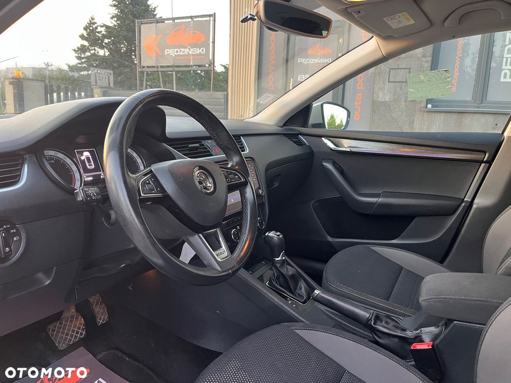 Skoda Octavia 2.0 TDI 4x4 DSG Scout - 7