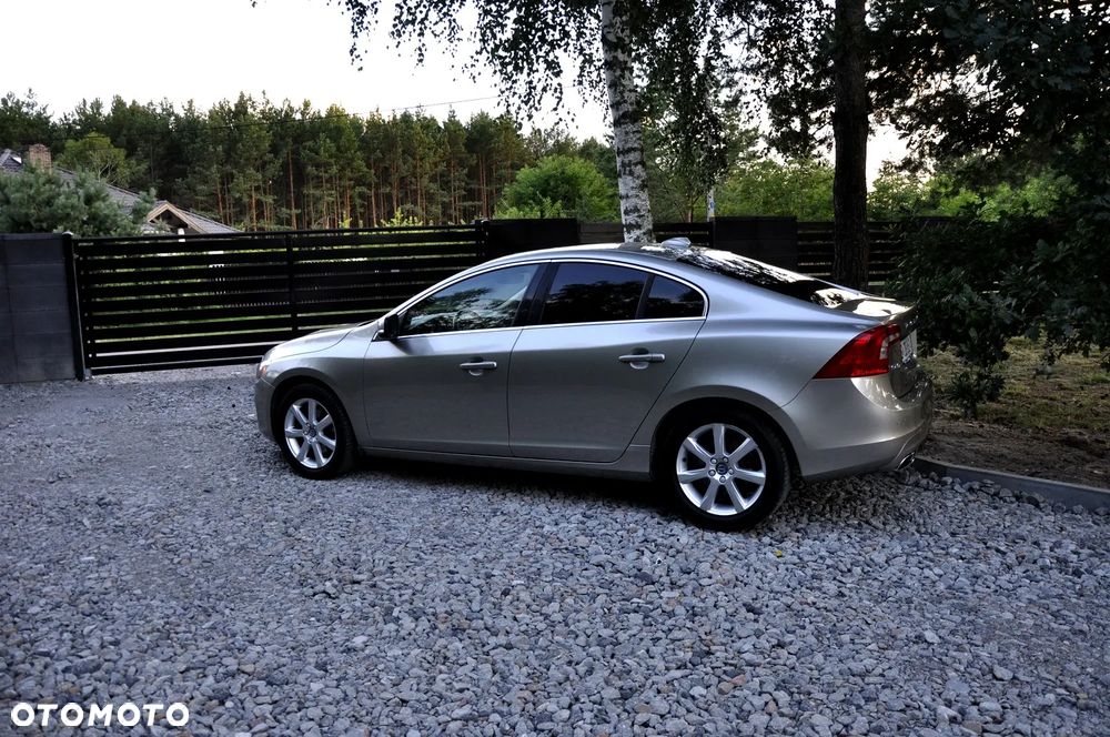 Volvo S60 T5 Geartronic Summum - 22