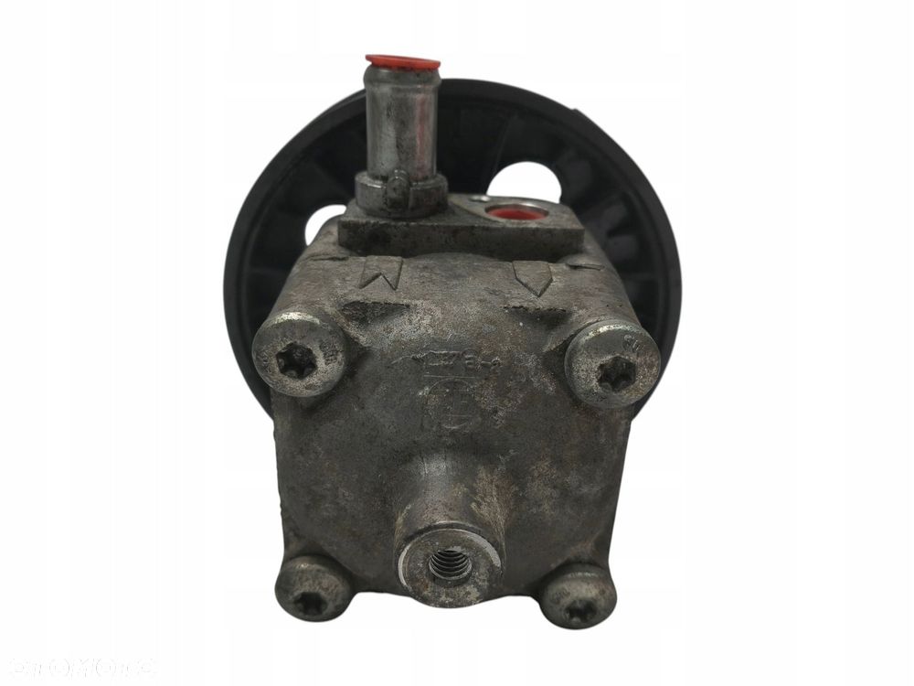 POMPA WSPOMAGANIA Volvo S60 I V70 II XC70 I 2.4 D 30741122 - 8