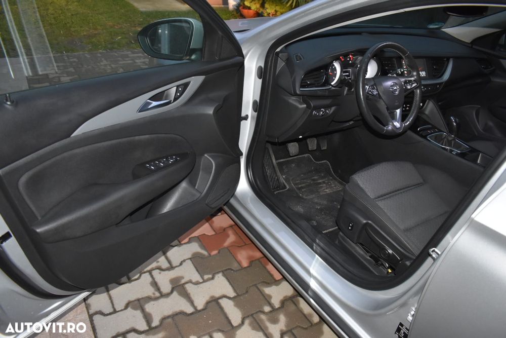 Opel Insignia - 24