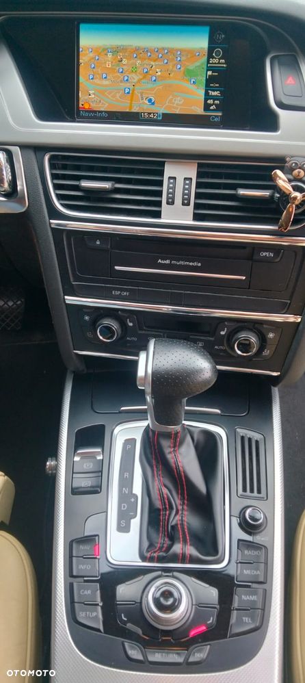 Audi A4 Allroad - 16