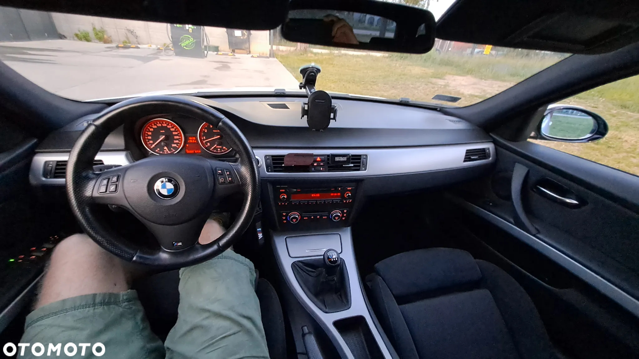 BMW Seria 3 325i - 11