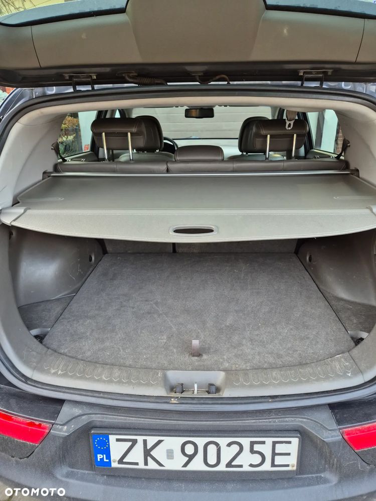 Kia Sportage 1.7 CRDI XL 2WD - 11