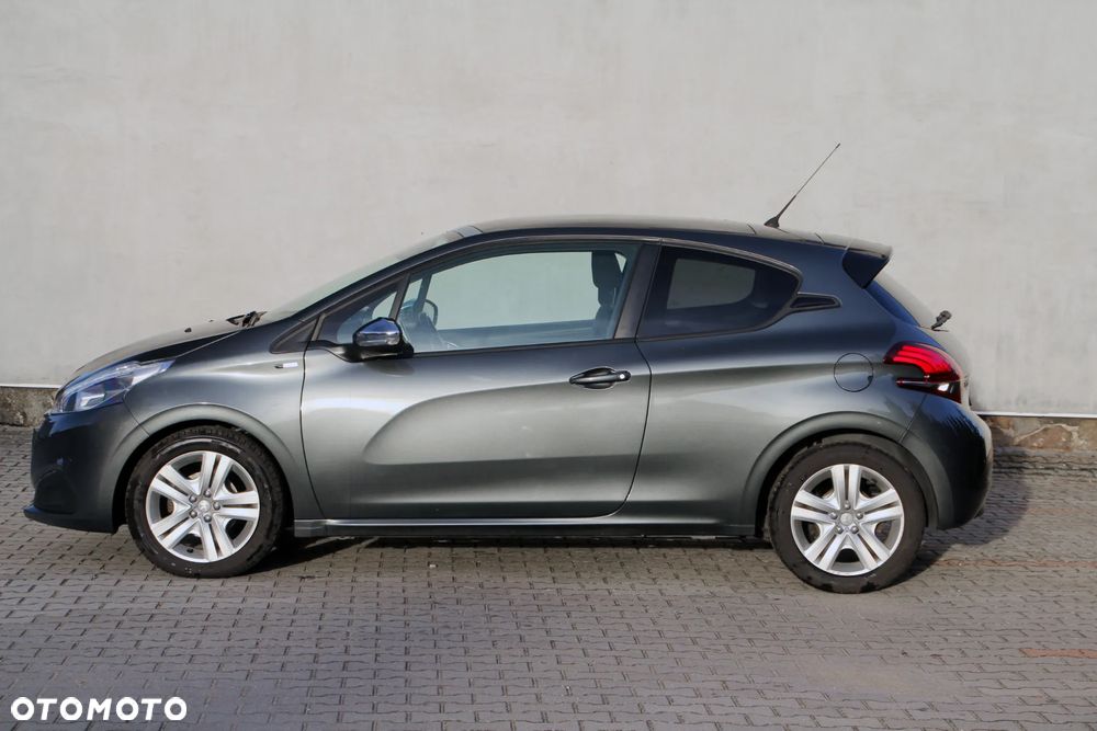 Peugeot 208 1.6 BlueHDi Allure S&S - 4