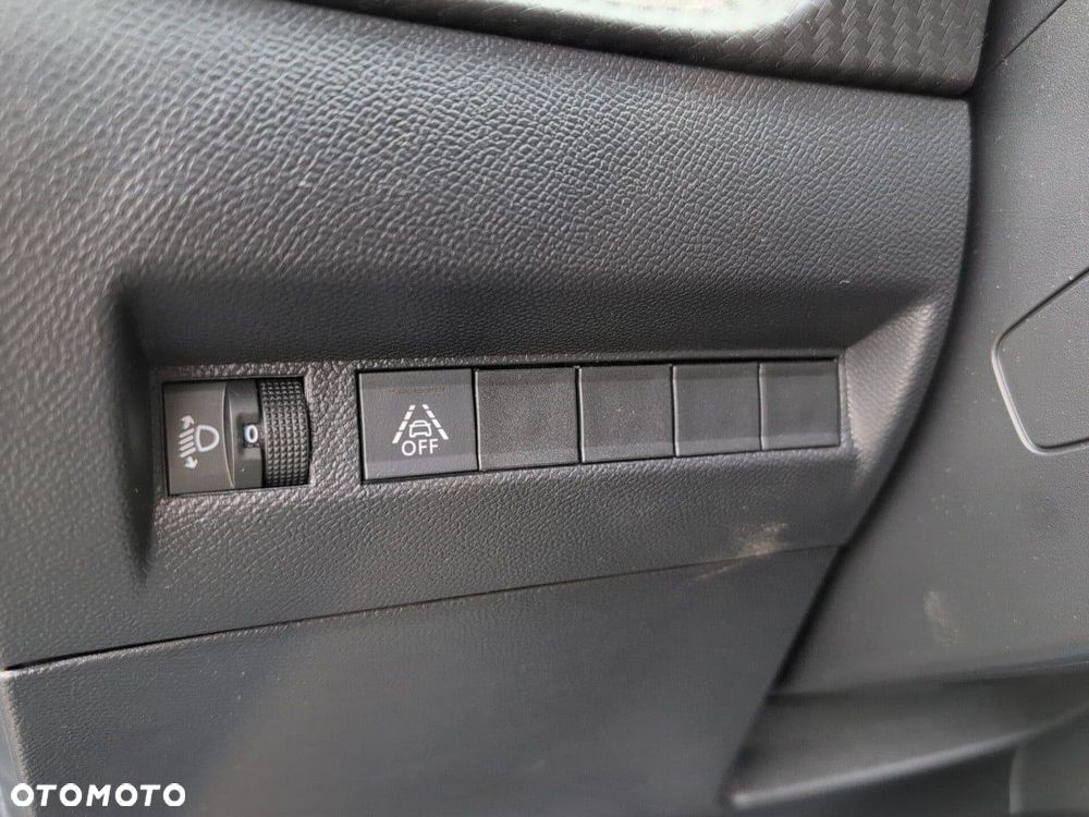 Peugeot 208 1.2 PureTech Allure Pack S&S EAT8 - 13