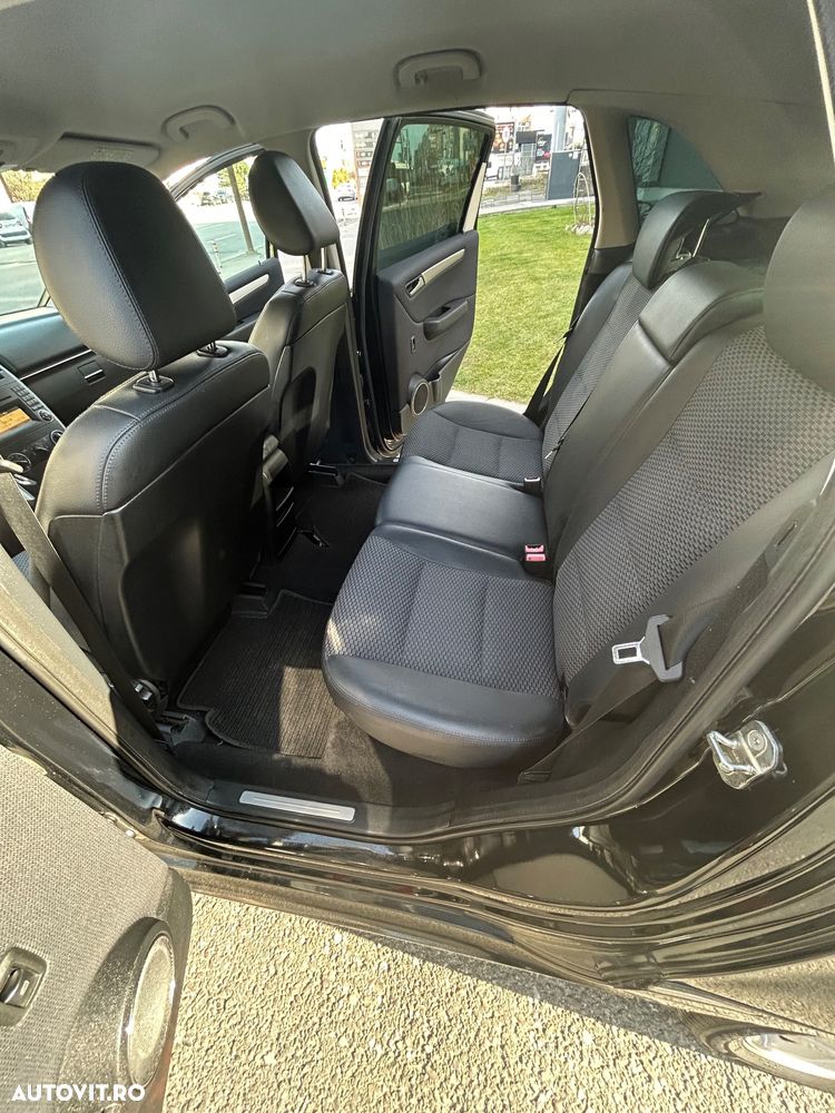 Mercedes-Benz B 200 - 13