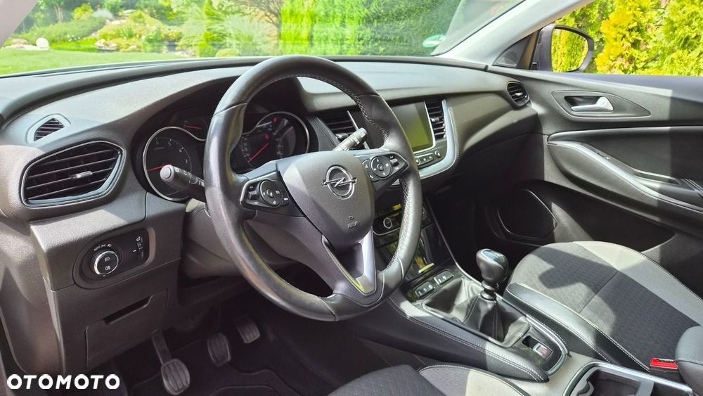 Opel Grandland X - 12