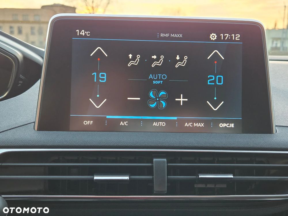 Peugeot 3008 1.2 PureTech Active Pack S&S - 18