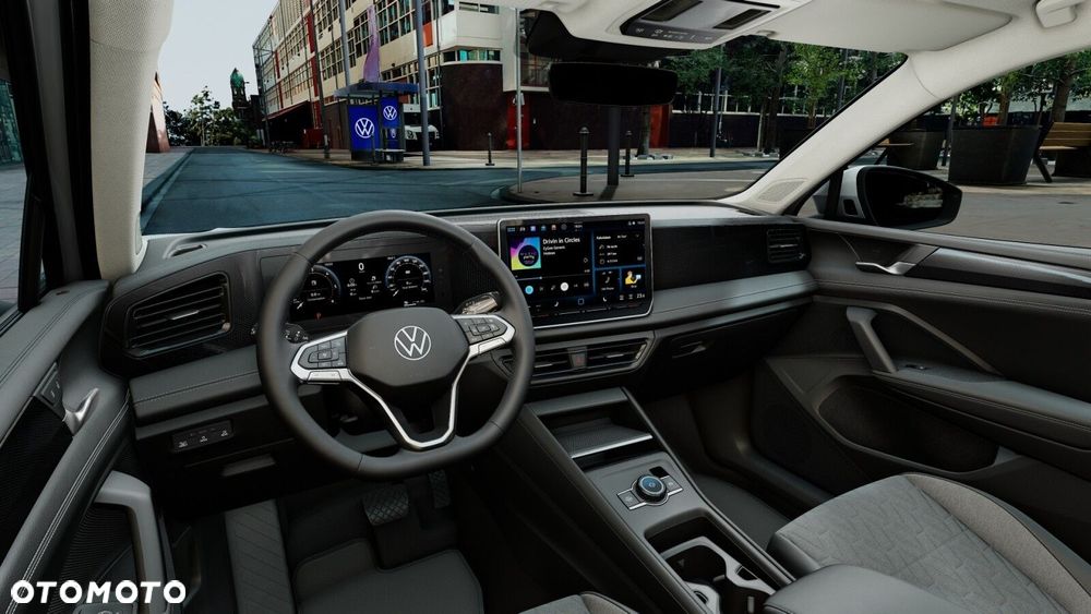 Volkswagen Tiguan - 10