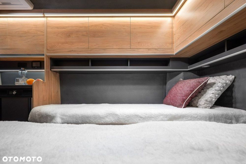 Globe-Traveller Voyager Z NOWY 4OS 180KM Automat FV23% WCC - 7