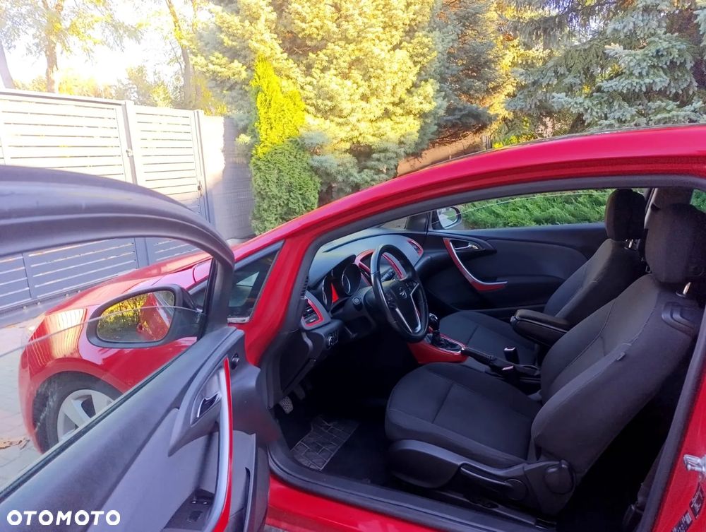 Opel Astra GTC 1.4 Turbo - 7