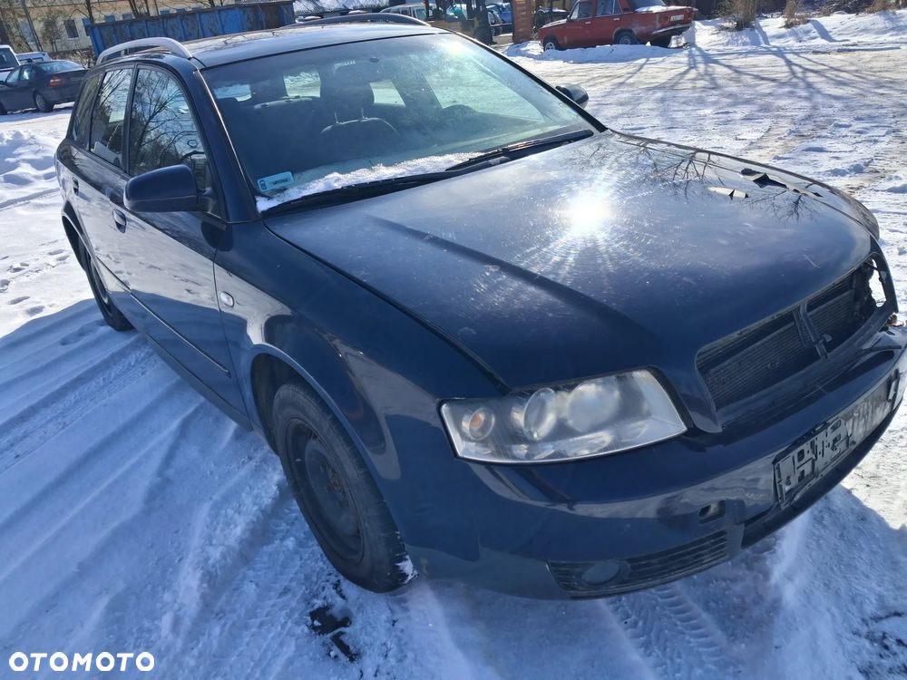 Audi A4 B6 Avant Kombi silnik 1.6 ALZ 8V 102 KM skrzynia biegów ENL drzwi klapa zderzak błotnik LY5K granatowy lampa zamek alternator rozrusznik wiązka przewód rura sterownik moduł zegary fis tempomat szyba lewarek boczek fotel niebieski panel mcperson zwrotnica belka sanki maglownica pompa mechanizm zamek zacisk kolektor lusterko tłumik wydech wykładzina tapicerka schowek głośnik wzmacniacz harman atrapa osłona listwa bagażnika małysz WSZYSTKIE CZĘŚCI NA CZĘŚCI - 1