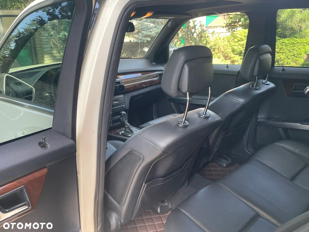 Mercedes-Benz GLK 350 4Matic 7G-TRONIC - 13