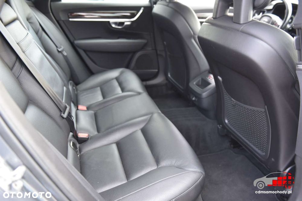 Volvo V90 T5 Momentum - 19