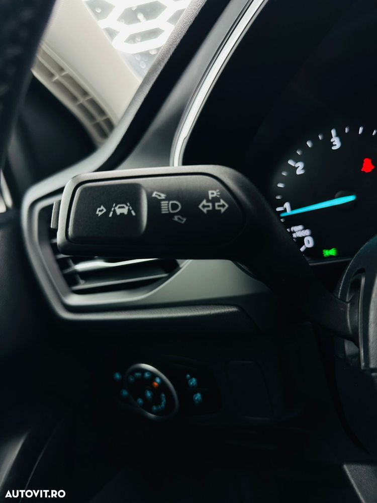 Ford Focus 1.5 EcoBlue Start-Stopp-System COOL&CONNECT DESIGN - 30