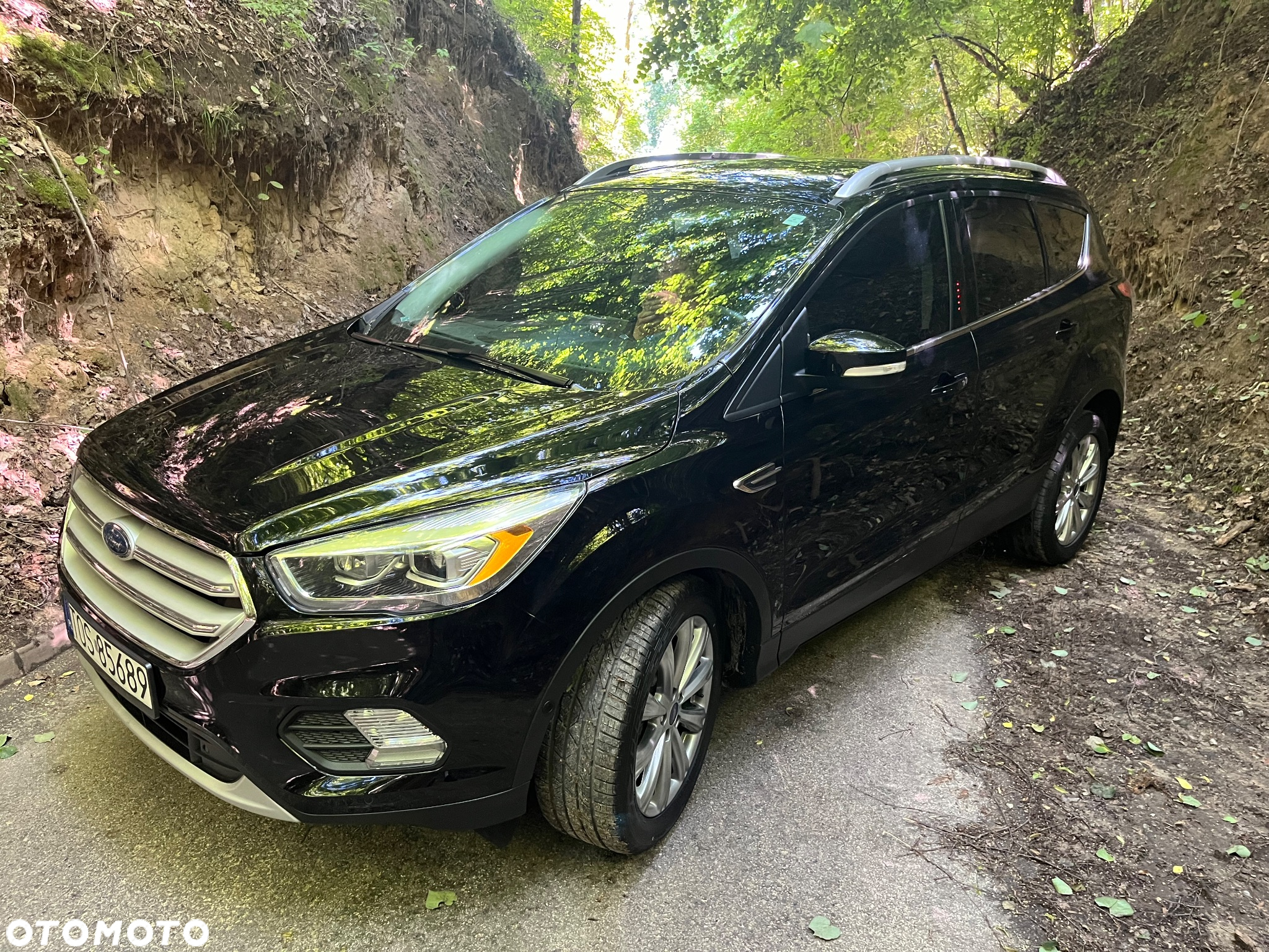 Ford Escape 2.0 EcoBoost AWD Titanium - 33