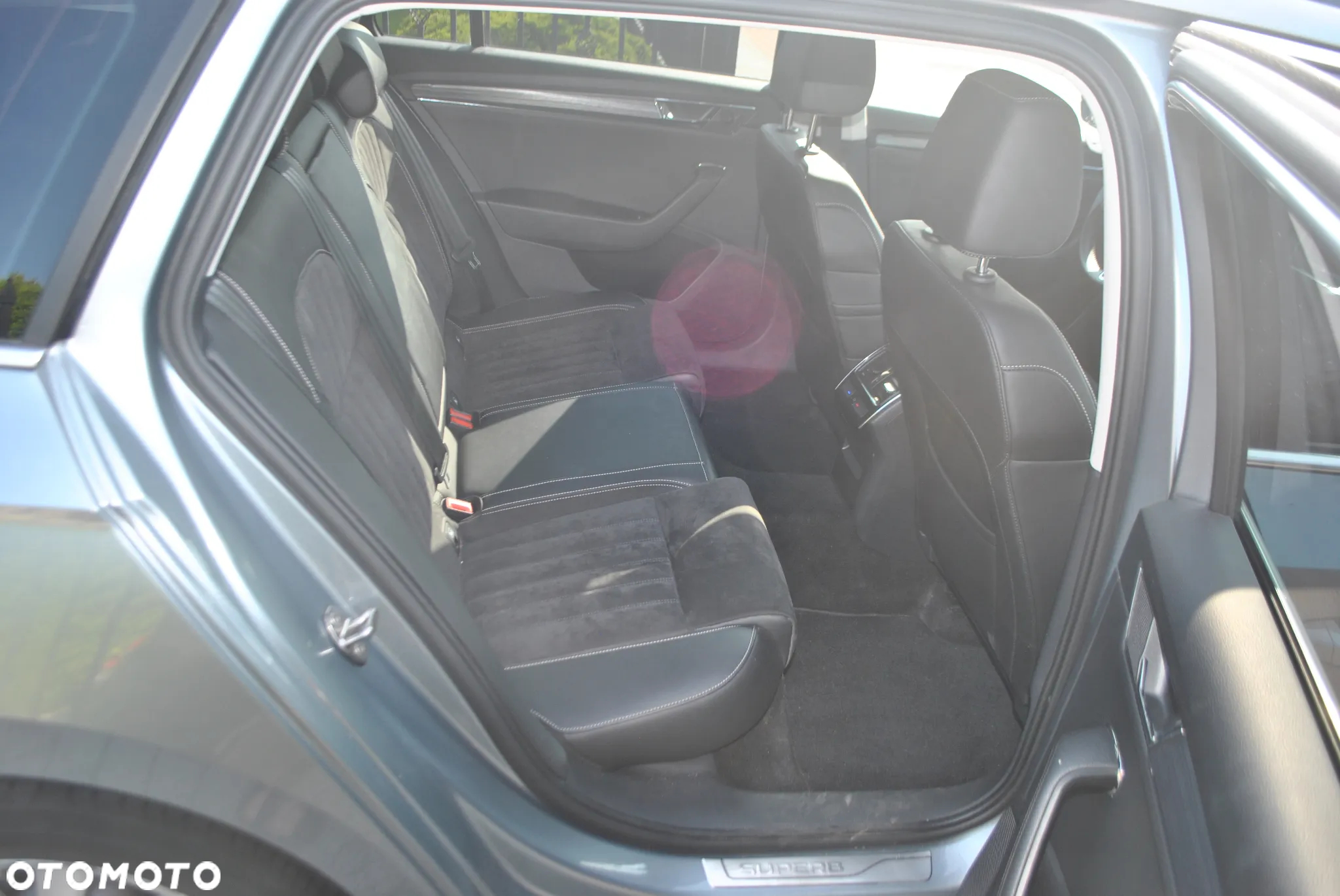 Skoda Superb 2.0 TDI DSG Premium Edition - 16