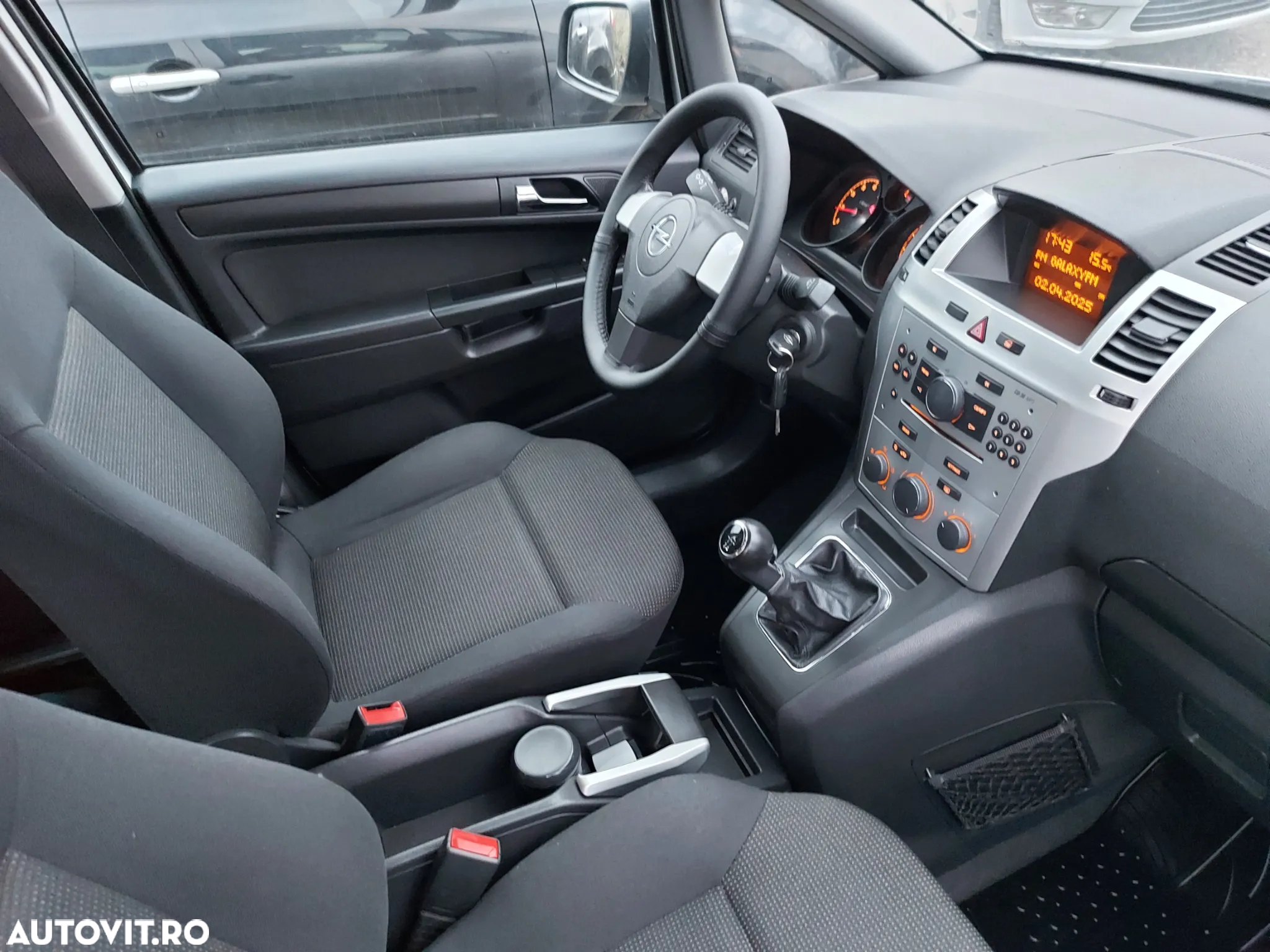 Opel Zafira - 13