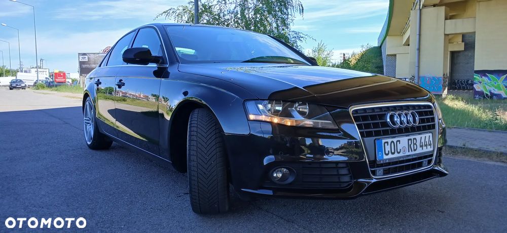 Audi A4 Limousine - 2