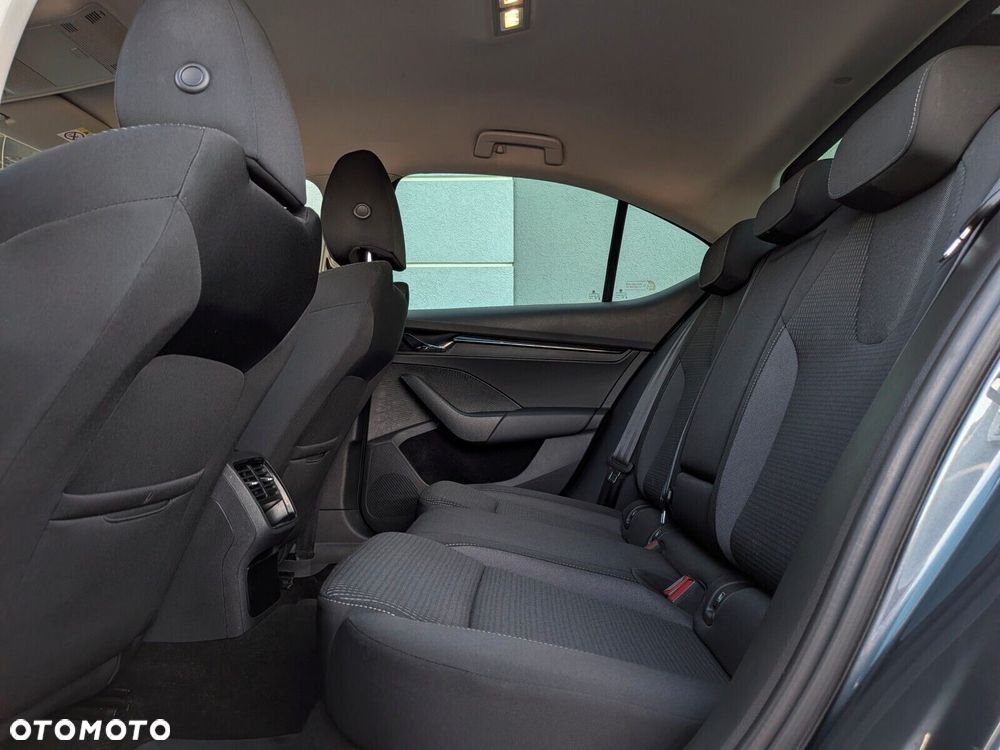Skoda Octavia 2.0 TDI Ambition - 11